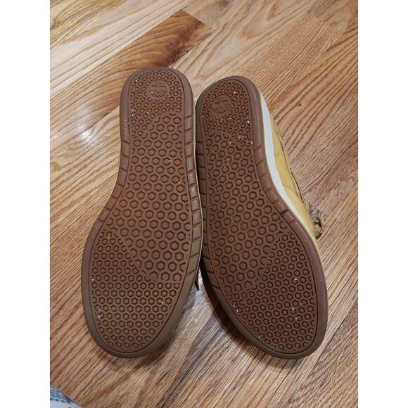 Timberland Light Brown Leather Boat Shoes with Embossed Logo - Mens Size 12M - Picture 5 of 7